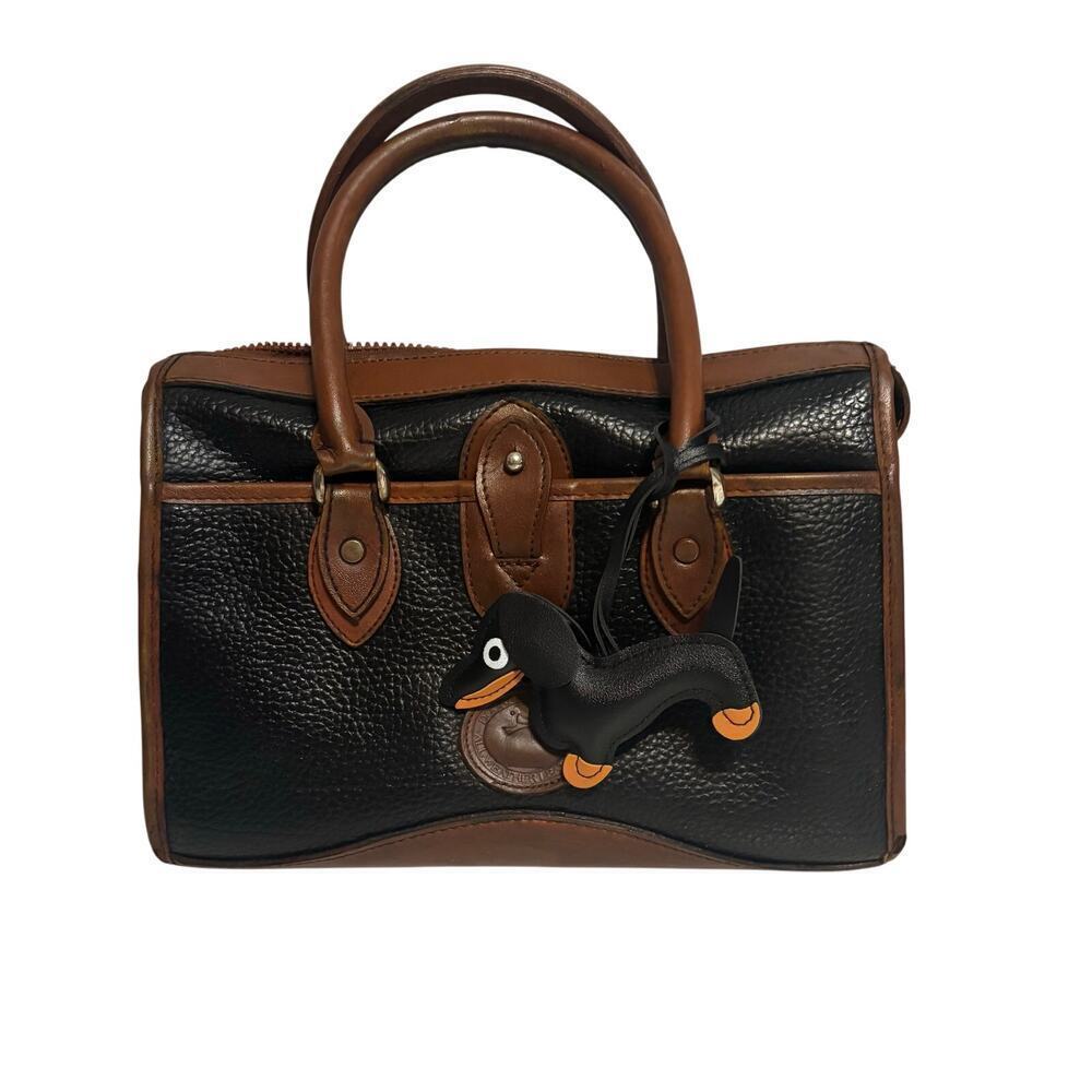 Dachshund Bag Charm Keychain Faux Leather Dog Mom Y2K Cottagecore Black NWT - Picture 5 of 10